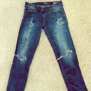 Mavi distressed jeans